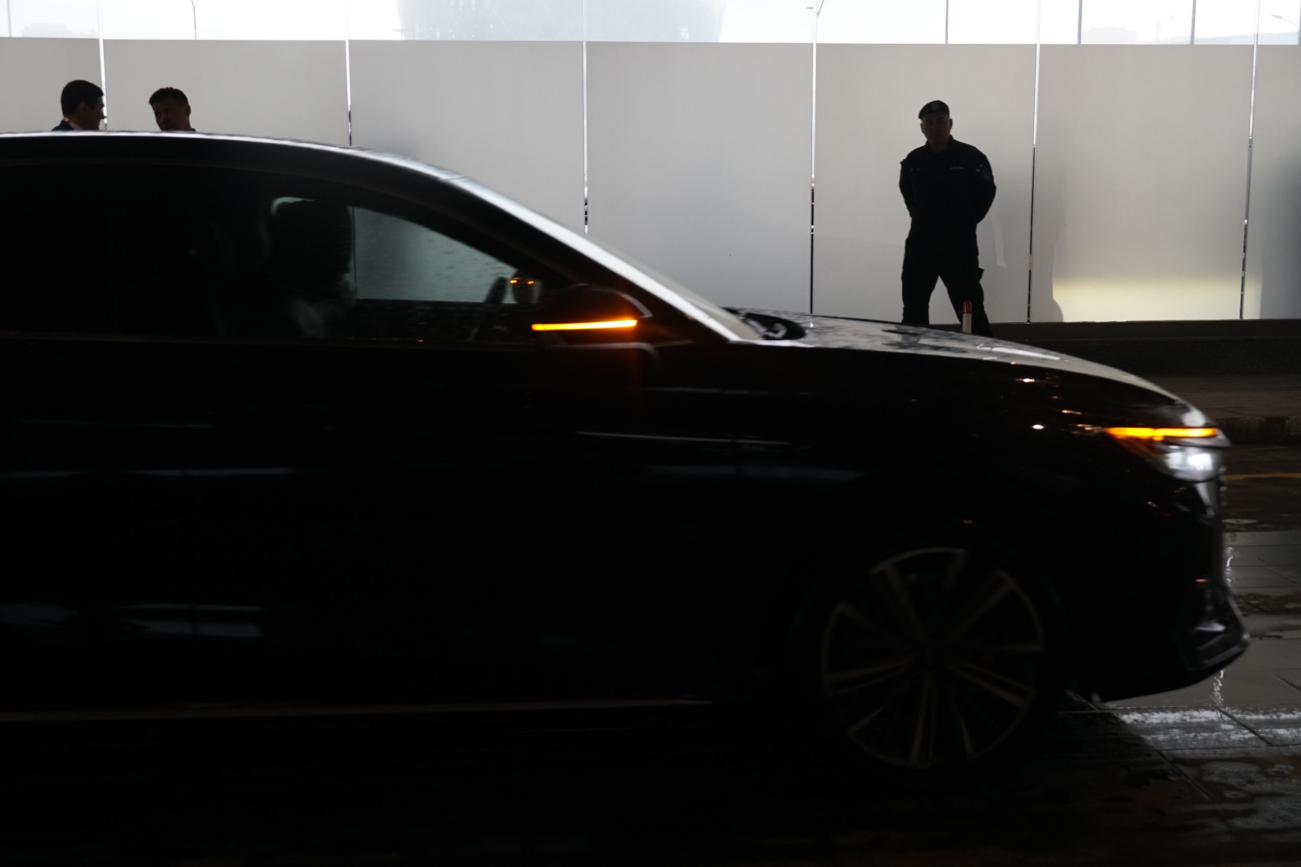 Автомобильный пропускной пункт с Китаем не будет работать из-за праздника драконьих лодок