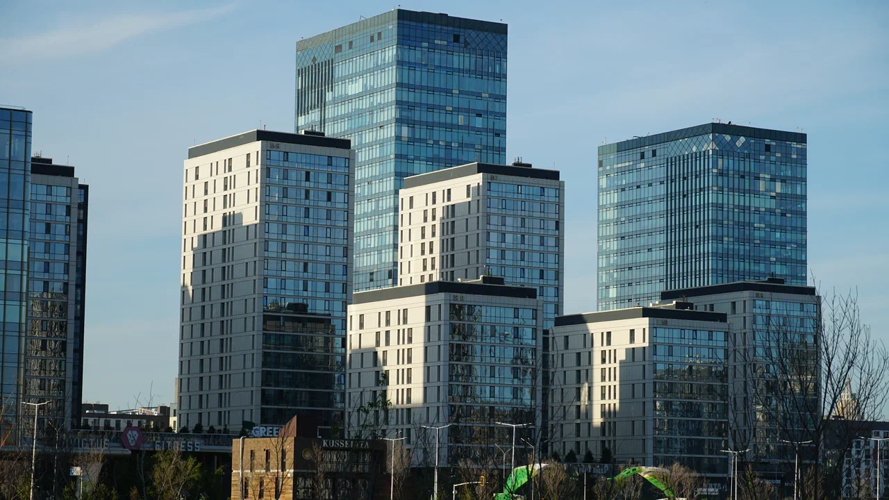 Туран, Сауран или Сарайшык: как назвать новый район Астаны, решают в маслихате