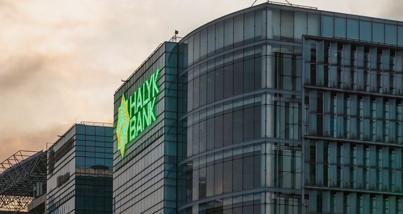 Halyk Bank принес извинения за неудачный ролик