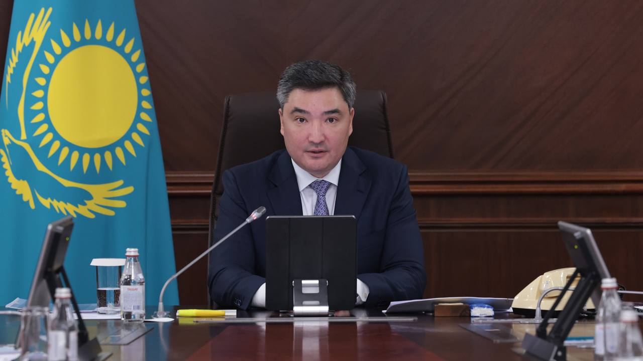 Внедрить KPI: оценивать акимов новым способом предложили в правительстве