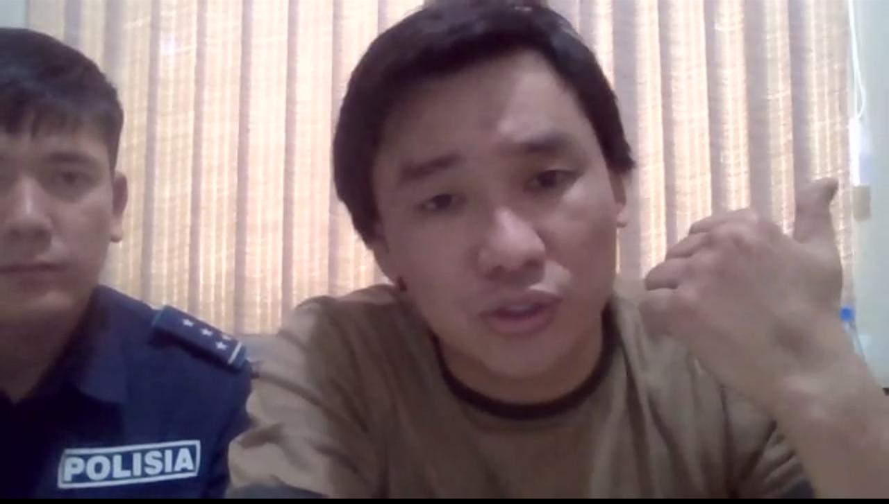 Драка в самолете: Кайрату Нуртасу дали 15 суток