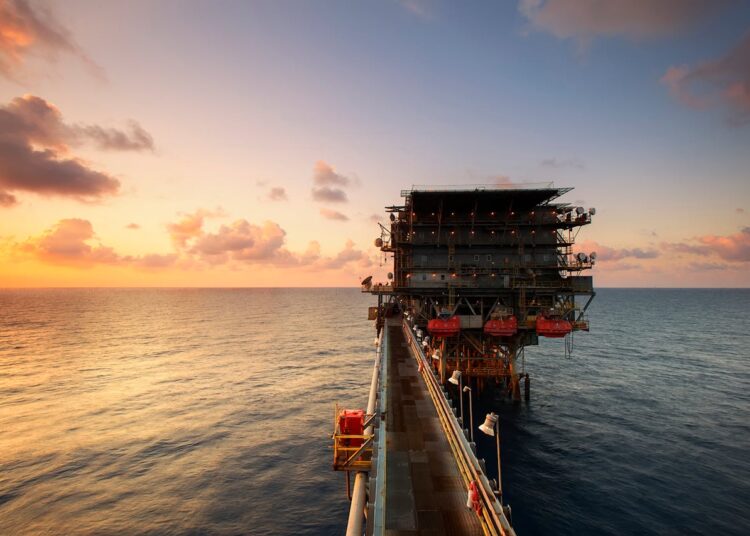 Казахстан в июне опять превысил квоту ОПЕК+ по производству нефти: его обвинили в читтерстве