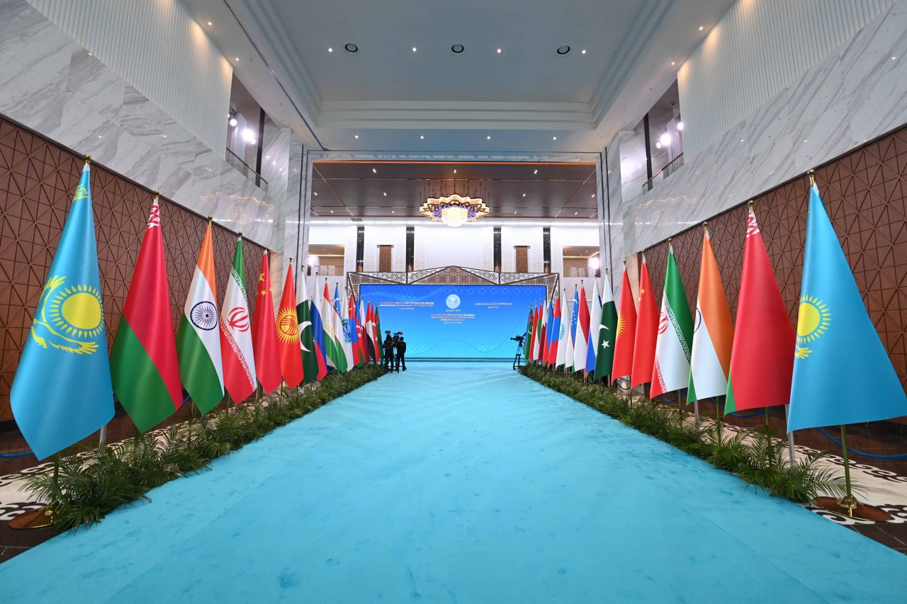 Беларусь стала полноправным членом ШОС в Астане