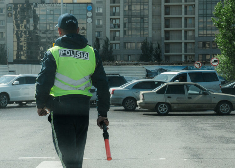 Приехали: полицейские не обязаны доказывать остановленным водителям факт проведения ОПМ