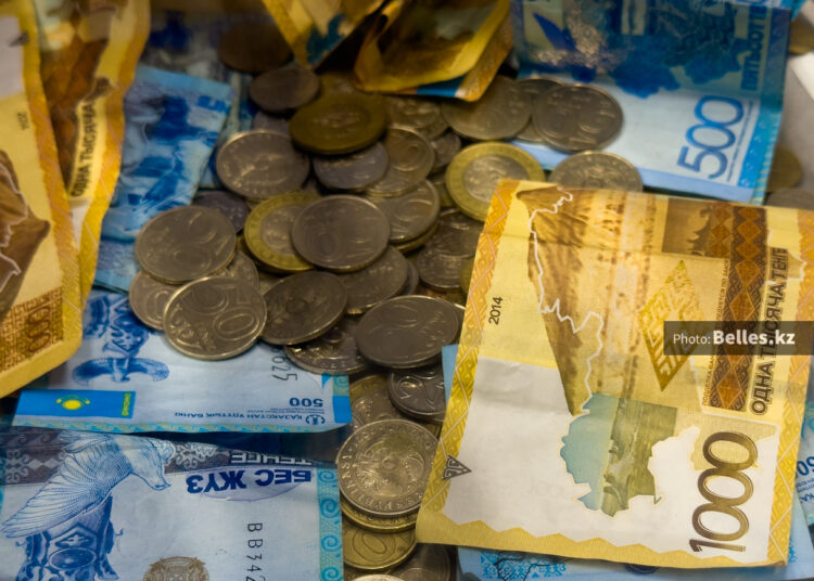 Тенге упал к евро до минимума с весны 2022 года