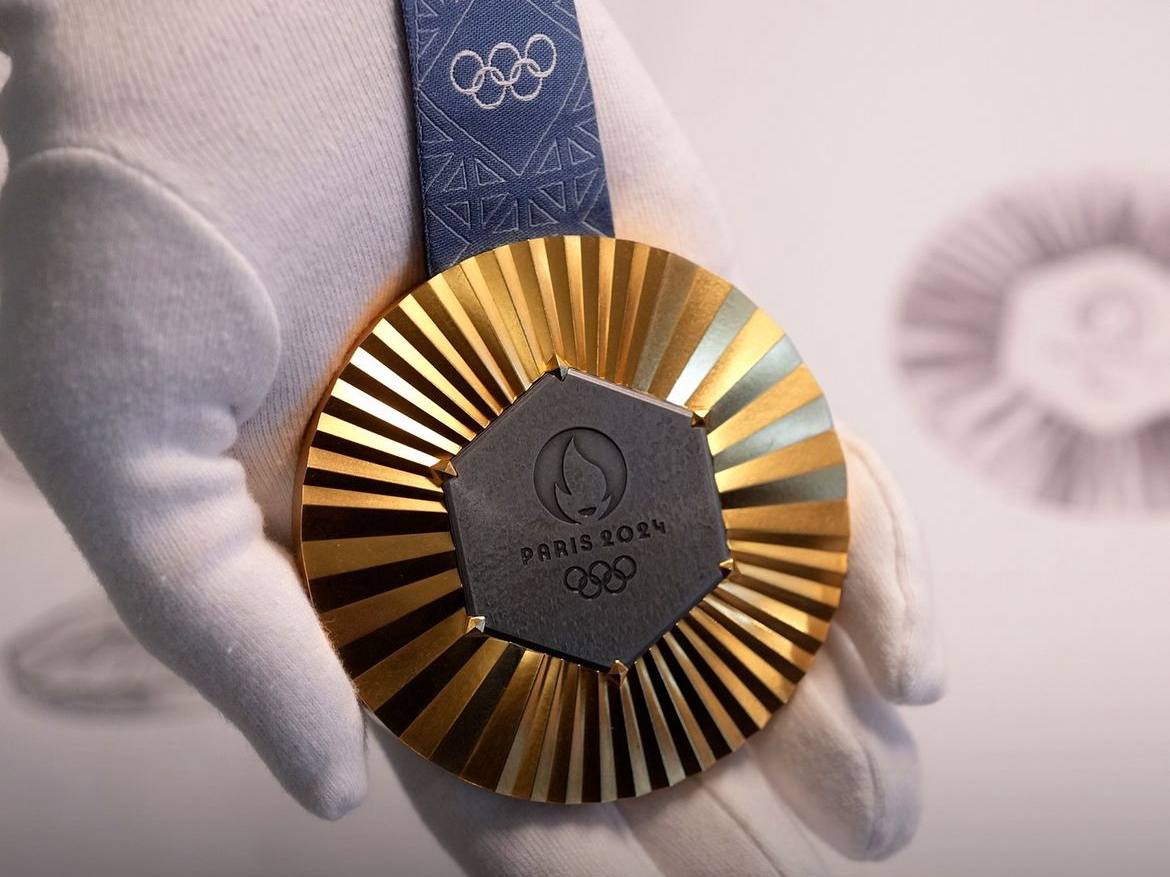 Сколько стоят золотые медали Олимпиады-2024 в Париже? Интрига - там практически нет «золота»