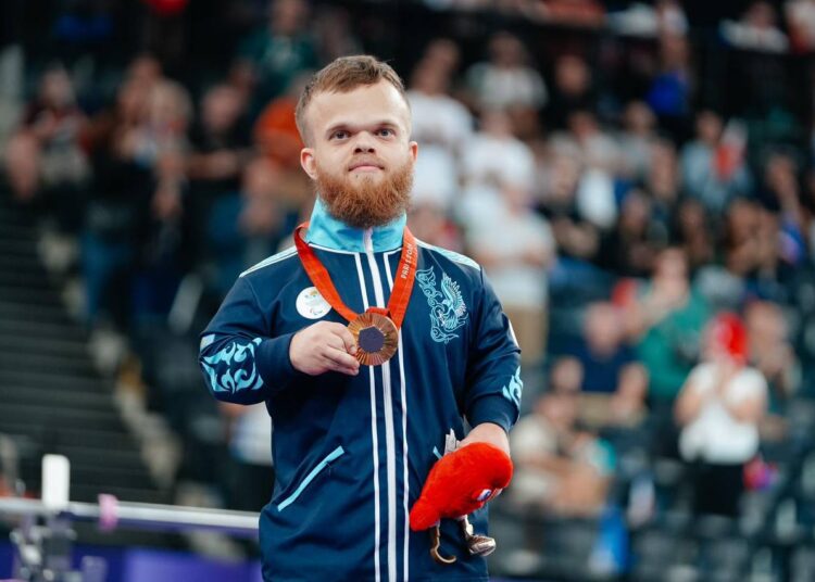 Впервые в истории спортсмен из Казахстана стал двукратным чемпионом Паралимпийских игр