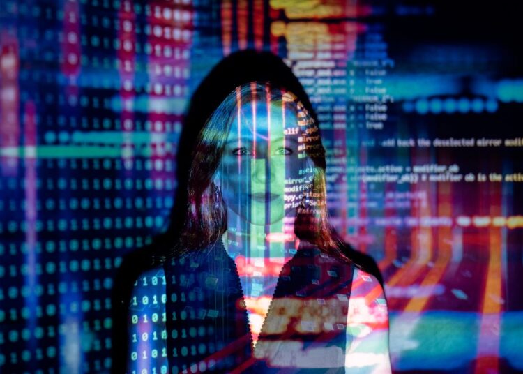 Кто сливает информацию? Ответственность за передачу баз данных мошенникам введут в Казахстане