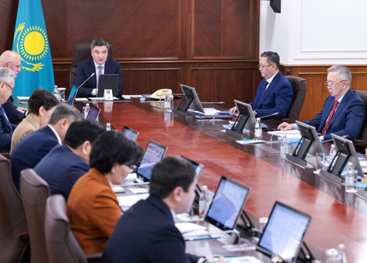 Весенне-полевые работы: Бектенов акцентировал внимание на необходимости ускорения финансирования сельхозпредприятий