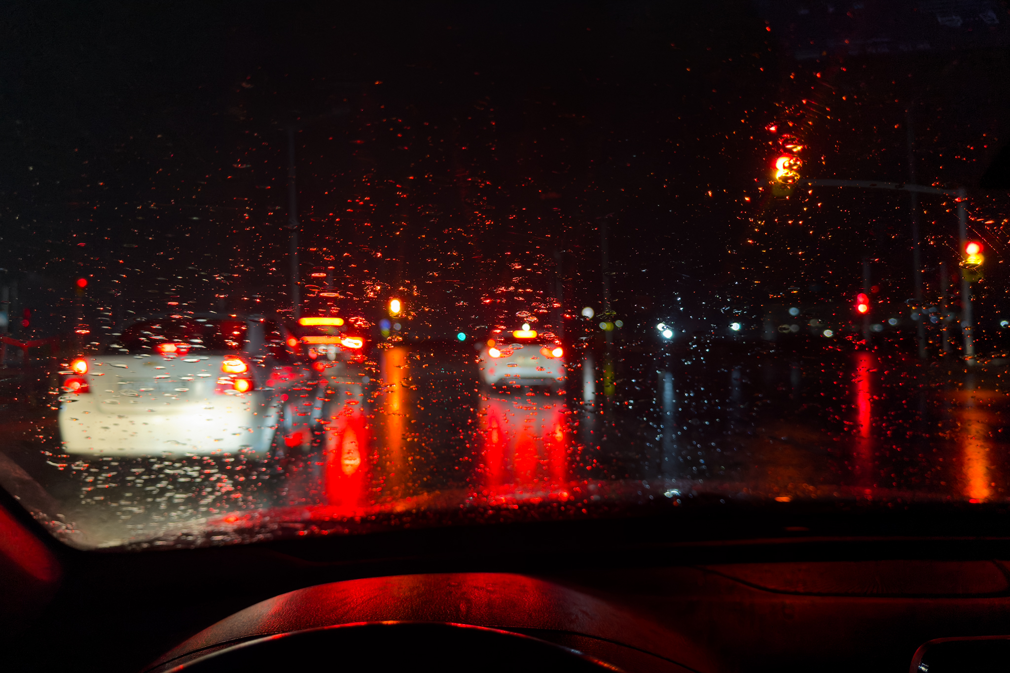 Дожди ожидаются на большей части страны: Погода на 15 апреля