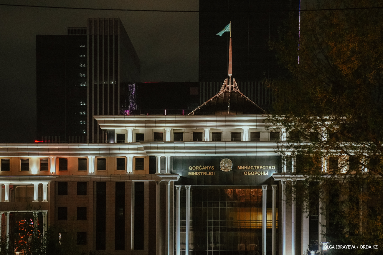 Токаев поговорил с новым министром обороны