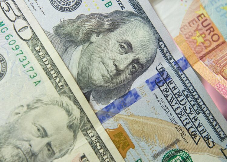 Курс валют в Казахстане на 7 июля: доллар стабилен, евро выше 610 тенге