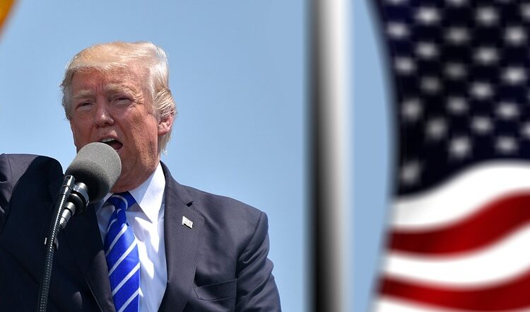 Трамп решил отказаться от переговоров — будет рассылать странам требования по торговым выплатам