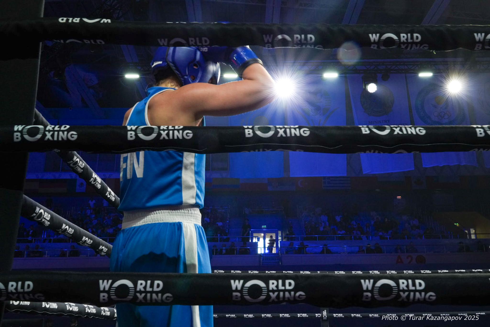 Разгром от трехкратной чемпионки мира и сенсационное поражение лидера: в Астане стартовал кубок World Boxing