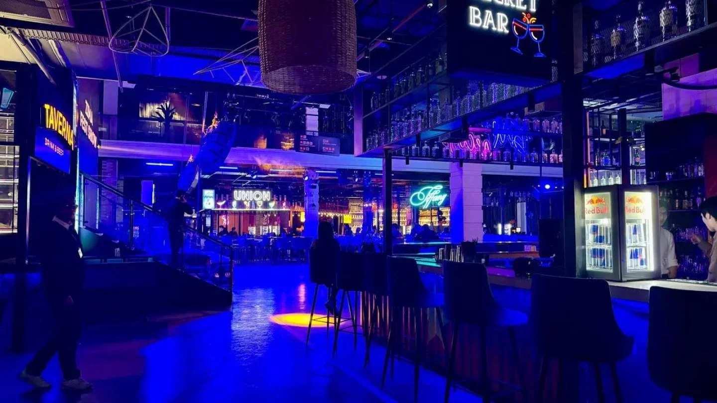 Конфликт вокруг «Гастроцентра»: сестра Бишимбаева против клуба Zima