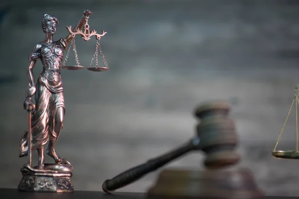 Купи курс и участвуй в розыгрыше: дело блогера Жанабылова дошло до суда