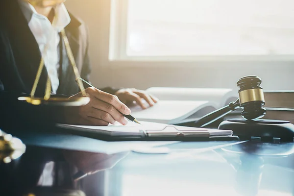 Обвиняемый в покушении на замакима Шымкента назвал себя «тоже пострадавшим»