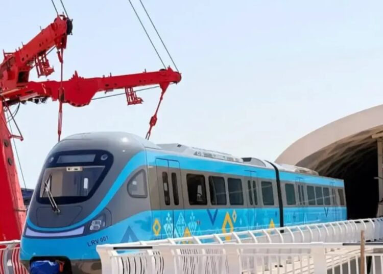В Астане открыли дополнительный набор машинистов LRT