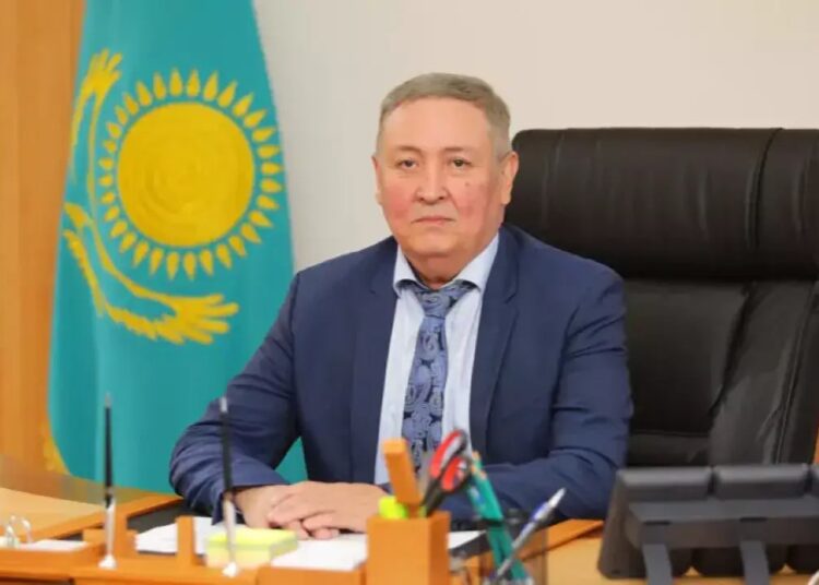 Суд прекратил дело экс-главы Атырауского НПЗ Досмуратова