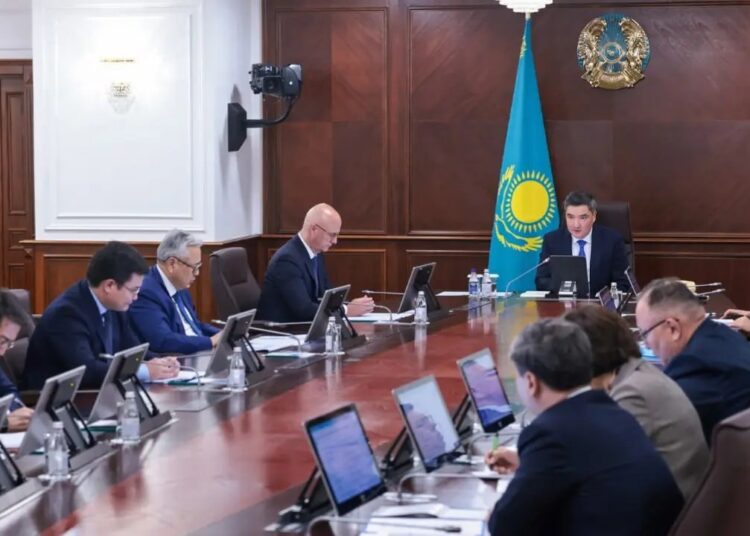 Госорганы Казахстана переведут на отечественный мессенджер Aitu