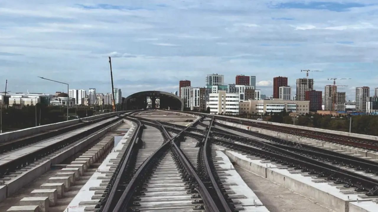 Основная линия LRT в Астане: завершена укладка рельсов