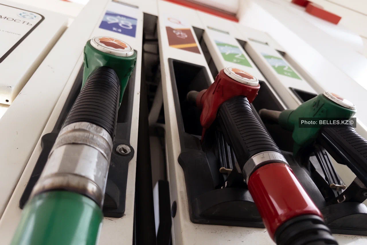 Цены на топливо в Казахстане: где дешевле заправляться