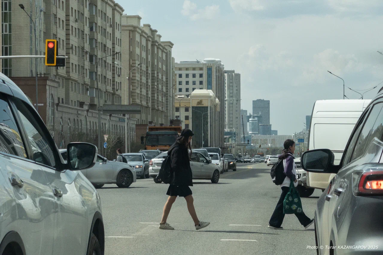 Мошенники представляются учителями и выманивают у школьников банковские данные