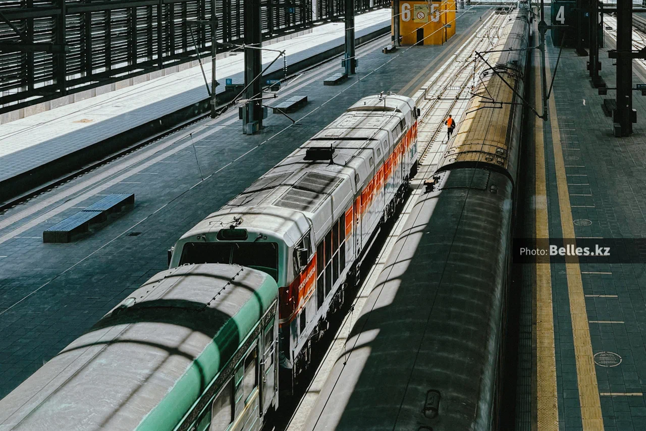 Казахстан закупит у CRRC сотни новых локомотивов