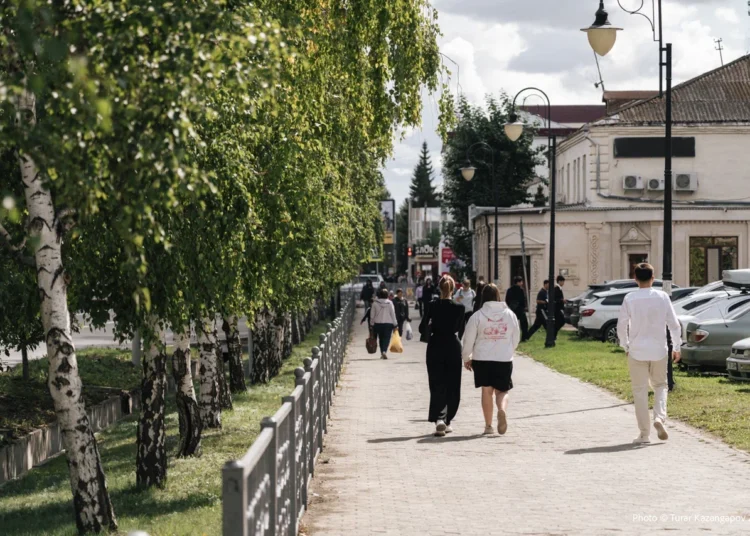 Каждый третий казахстанец боится выходить на улицу ночью