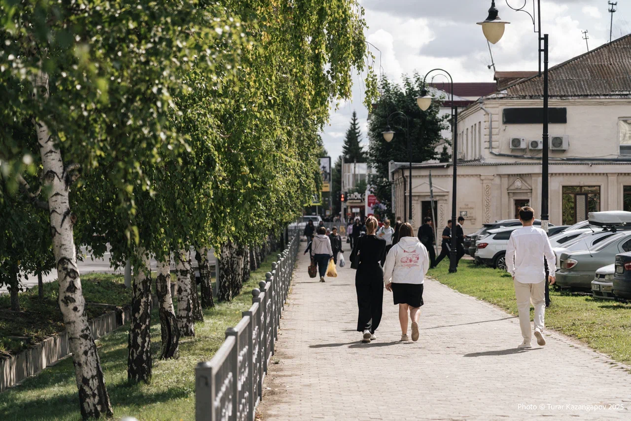 Каждый третий казахстанец боится выходить на улицу ночью