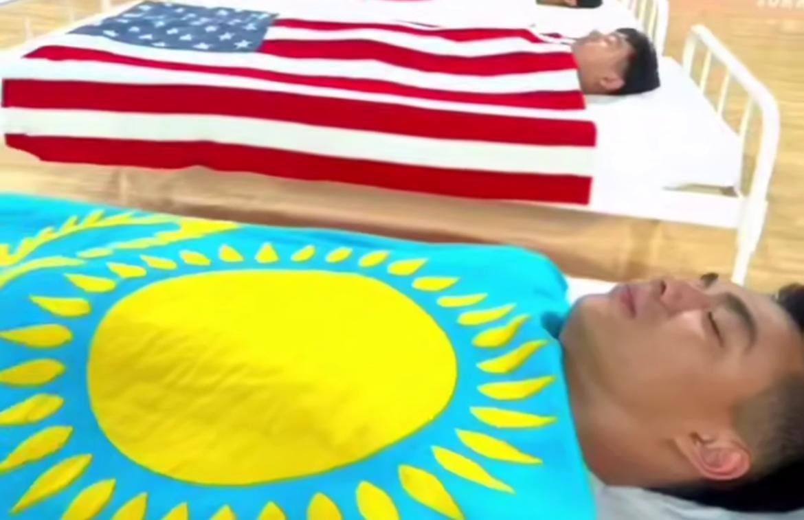 «КМС по сну»: алматинец прославился вирусными видео о вымышленных “видах спорта”