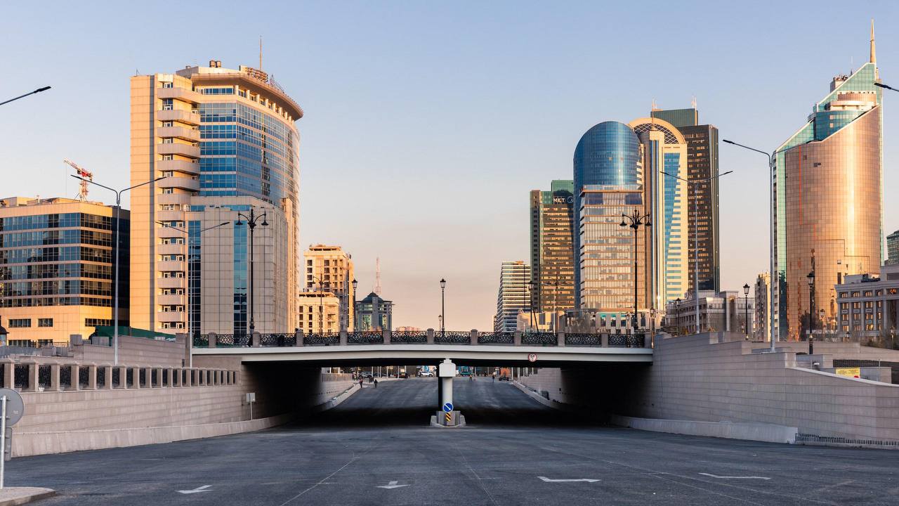 Участок улицы Кунаева возле «Астана Опера» вновь открыт для движения