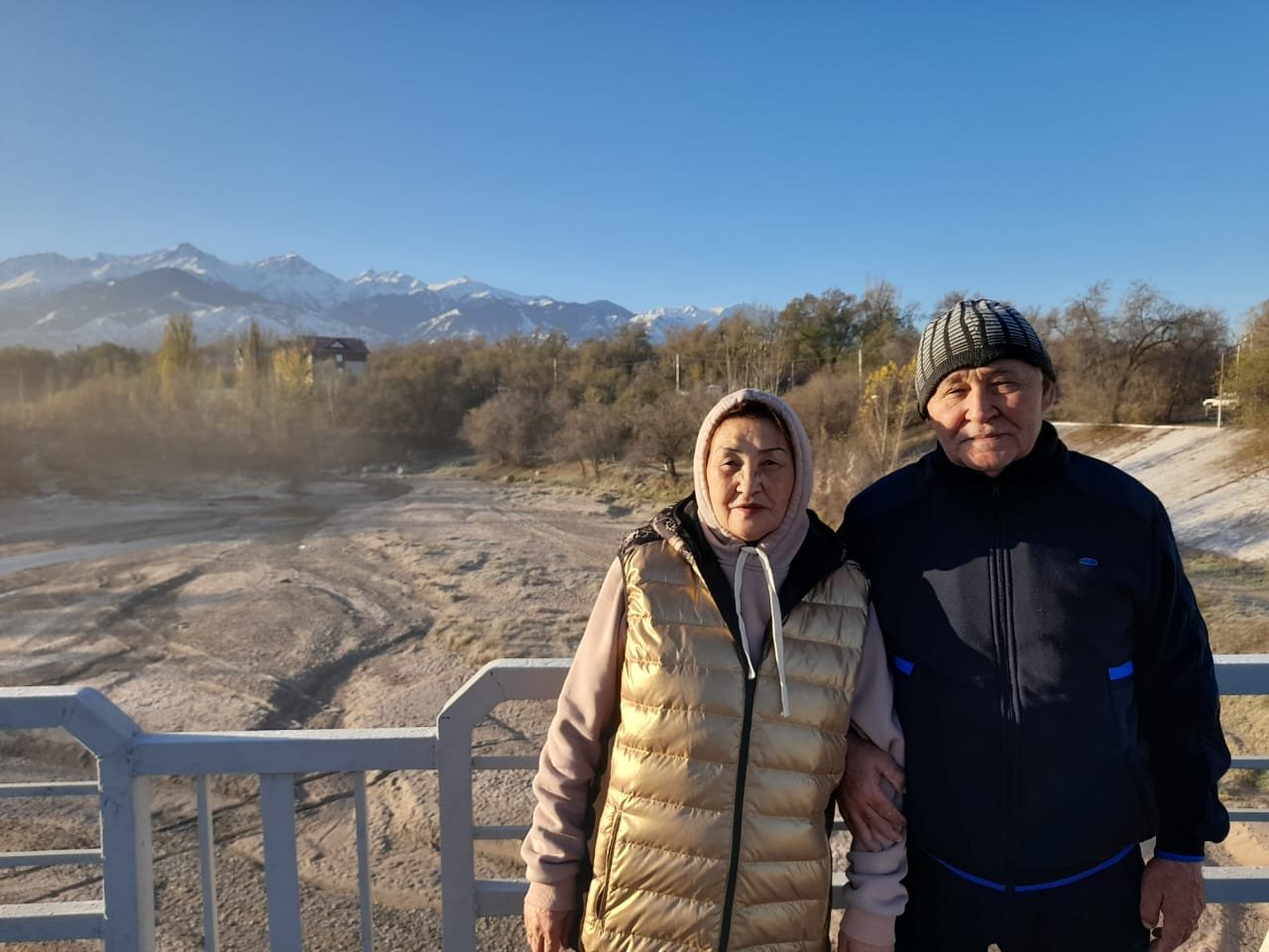 Поверили „чиновникам“ и остались ни с чем: алматинские педагоги лишились квартиры и 22 миллионов тенге