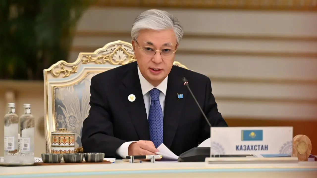 Токаев поручил правительству пересмотреть положения нового Налогового кодекса