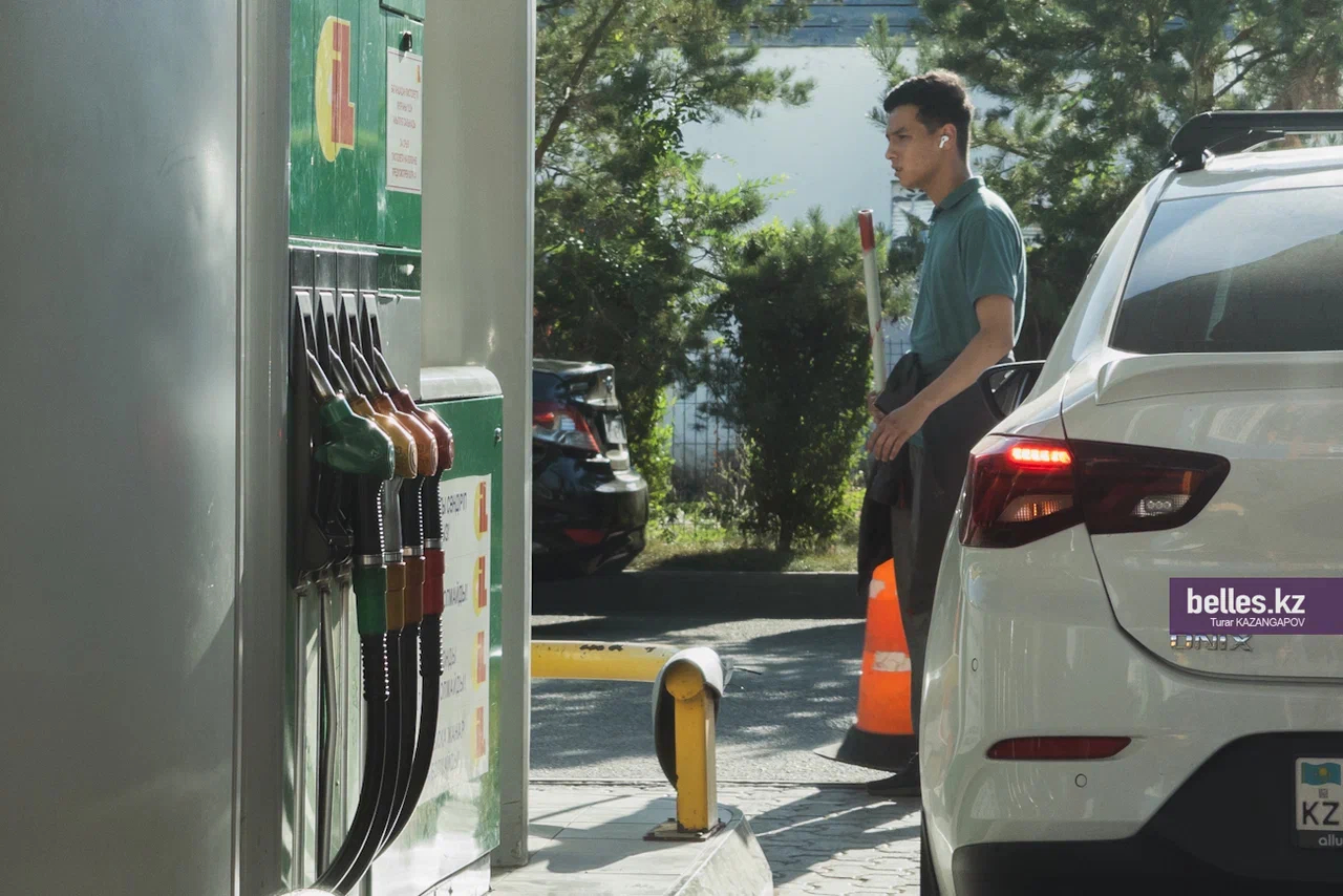 Цены на АИ-92, дизтопливо и газ заморозят до 2026 года