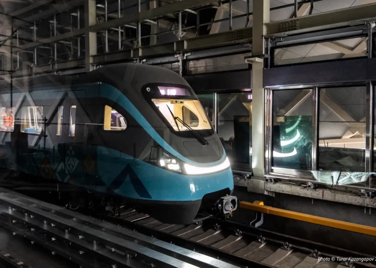 LRT в Астане набирает сотрудников и отправит будущих специалистов на обучение в Китай