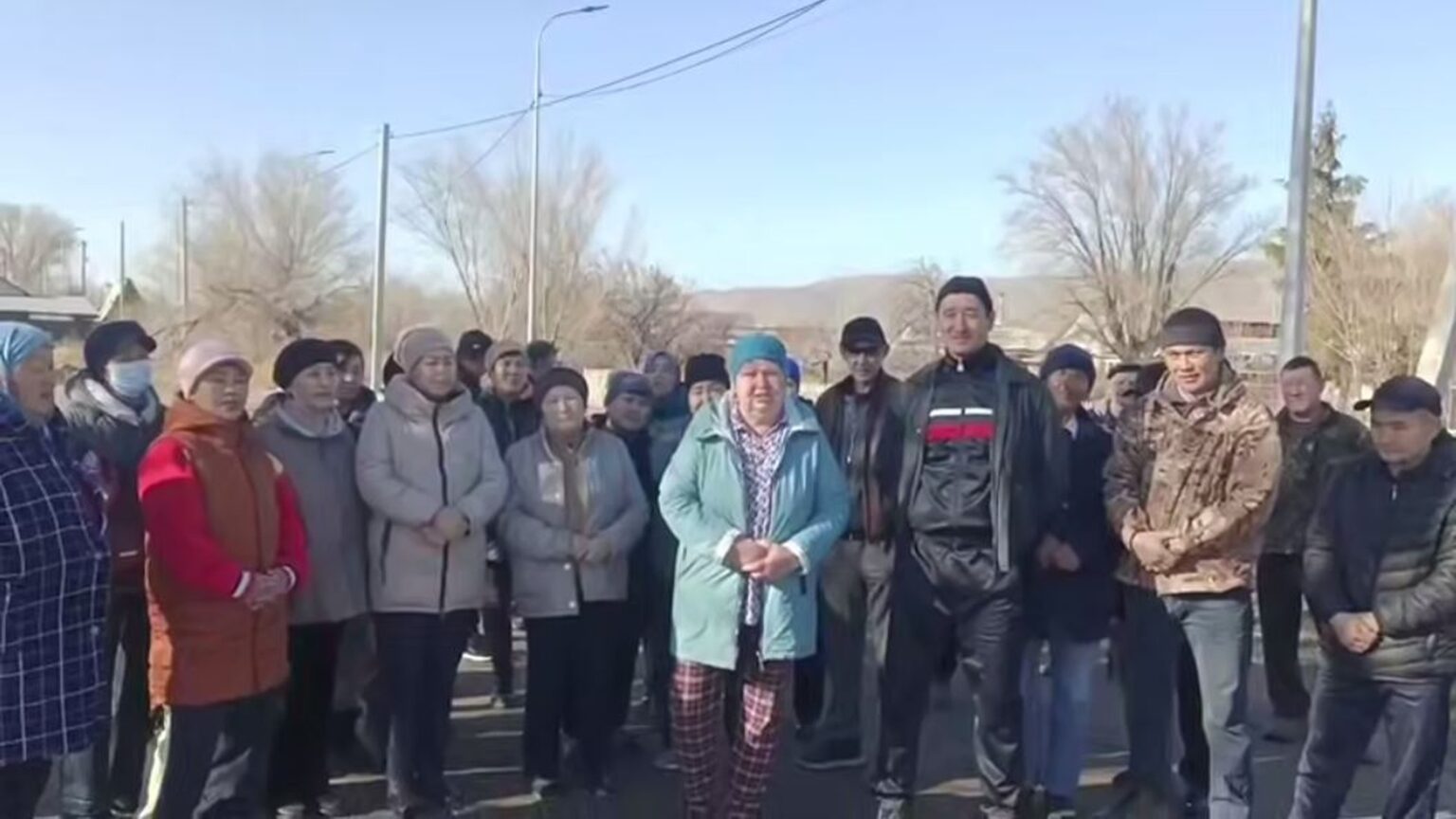 Дачники Талдыкоргана пожаловались Токаеву на разбитые дороги и грязную воду