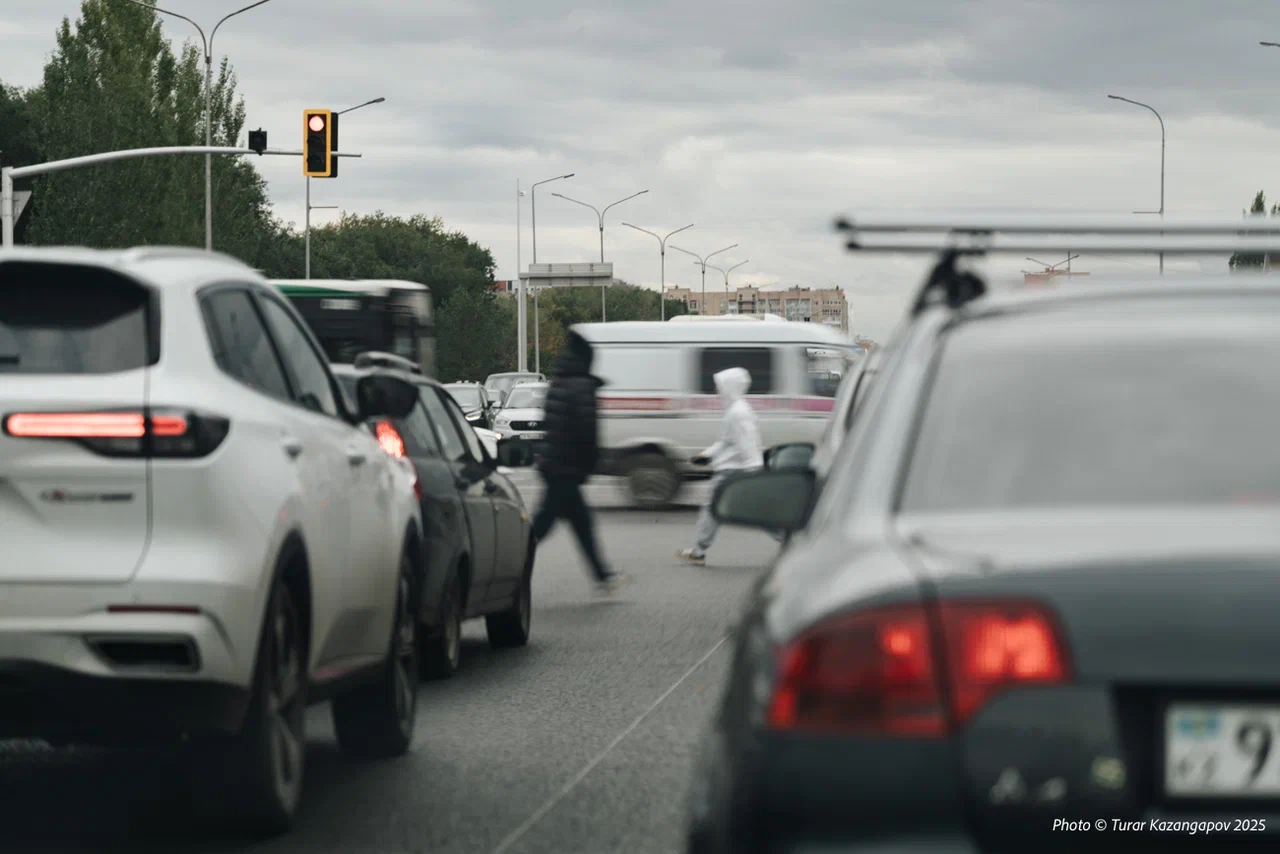 Таксиста inDrive обвинили в похищении ребёнка в Караганде