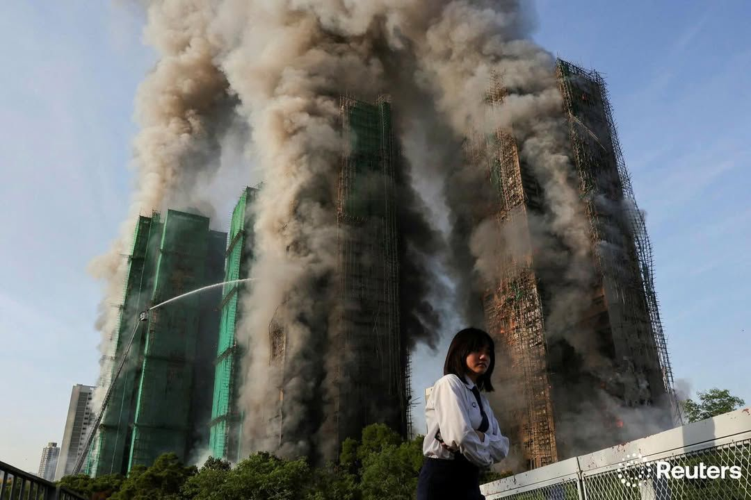 Трагедия в Гонконге: что известно о пожаре, унесшем жизни 94 человек