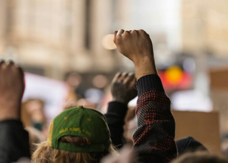 В Усть-Каменогорске спустя год разрешили митинг против перевода времени