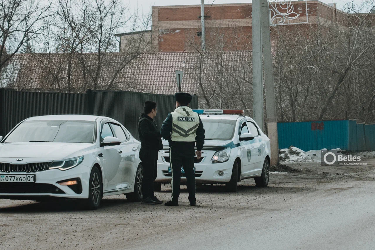 Полиция Астаны начала поквартирные проверки перед Новым годом