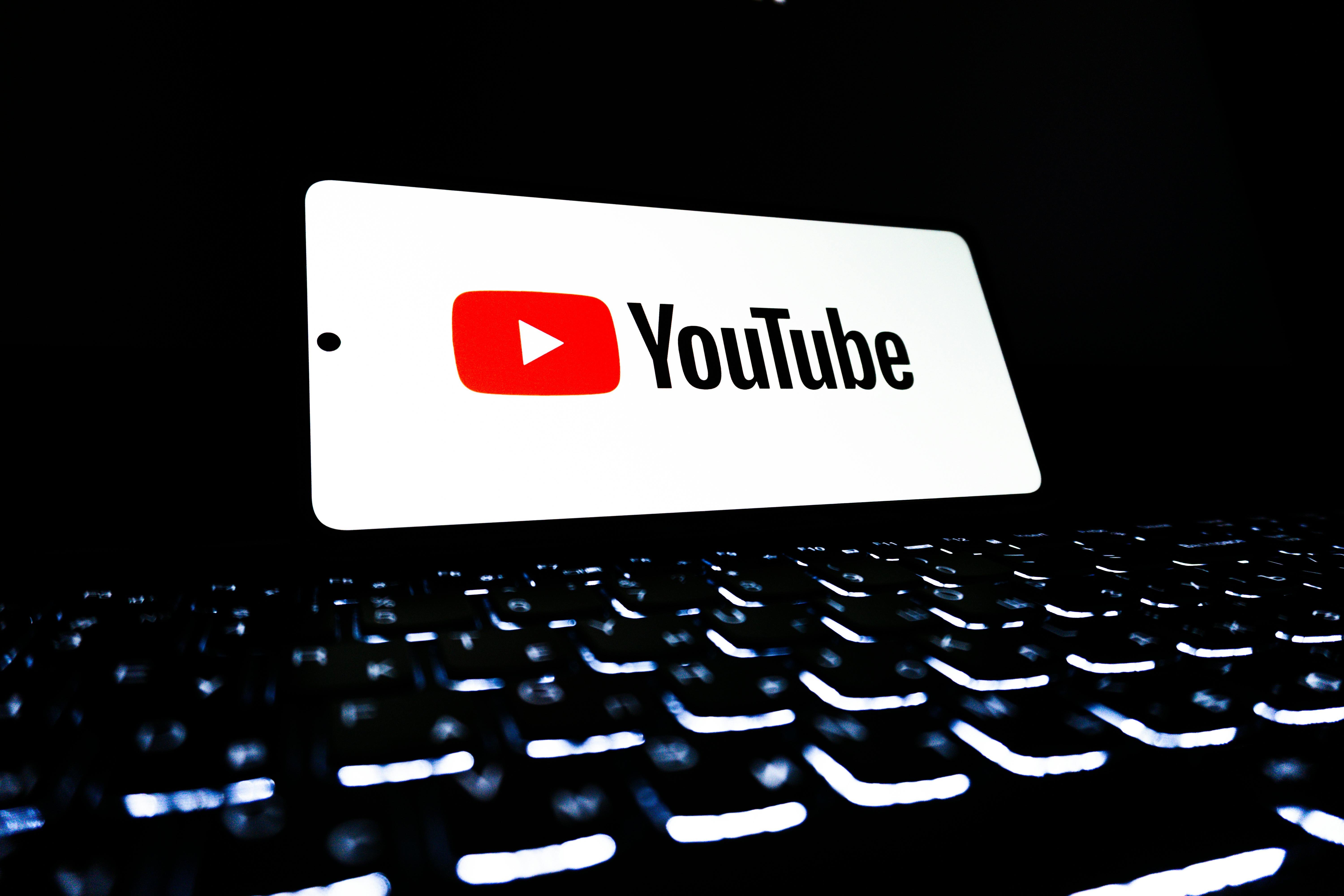 YouTube дал сбой по всему миру