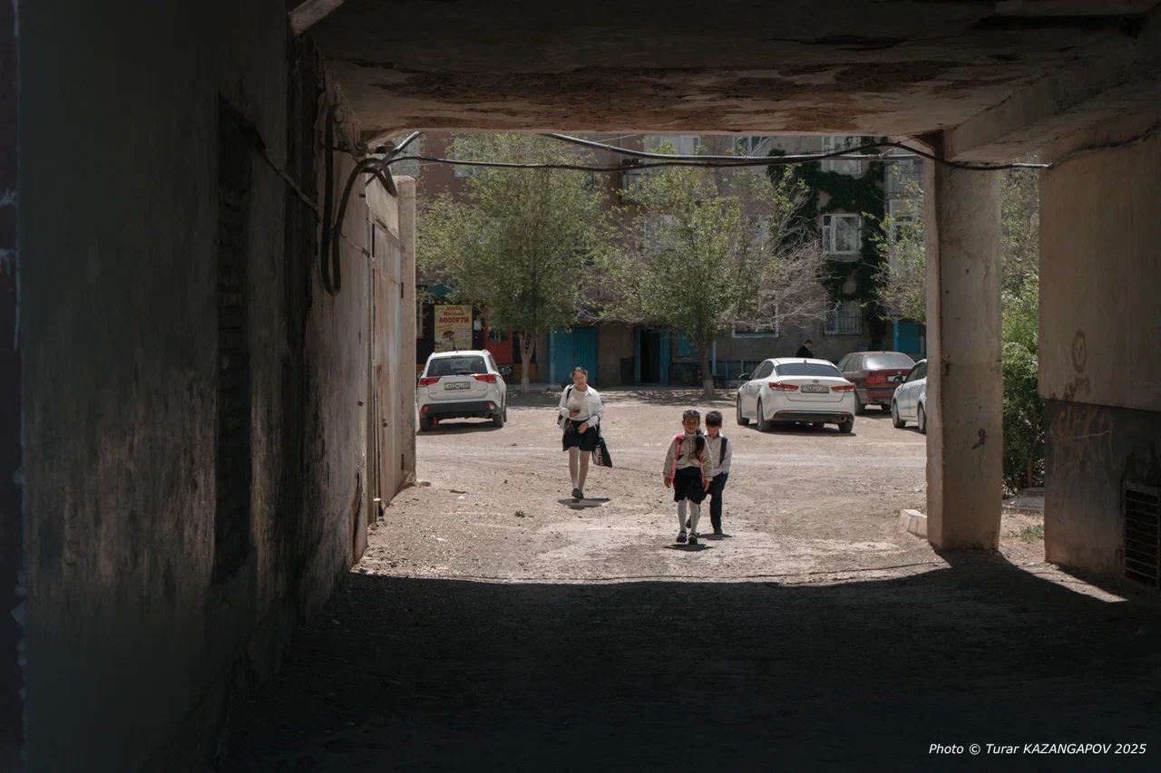 В Актау расследуют издевательства над 13-летней школьницей