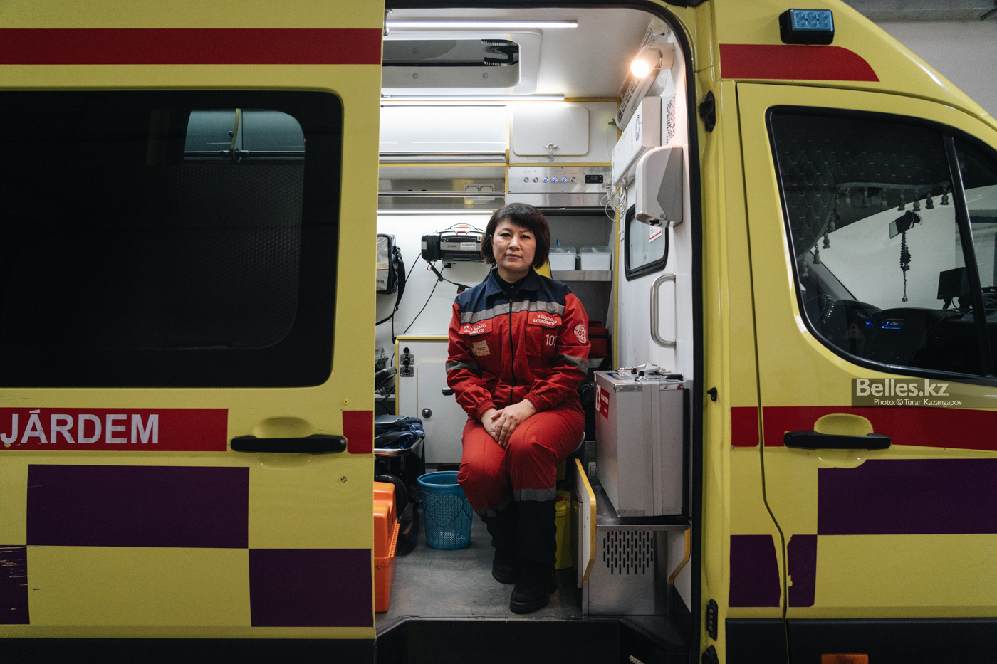 Скорая без спасения. Что не так с профессией фельдшера в Казахстане