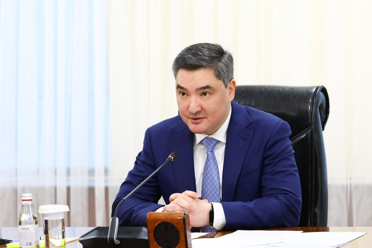 Бектенов пригрозил увольнением главе Kazakh Tourism из-за отсутствия конкретных результатов