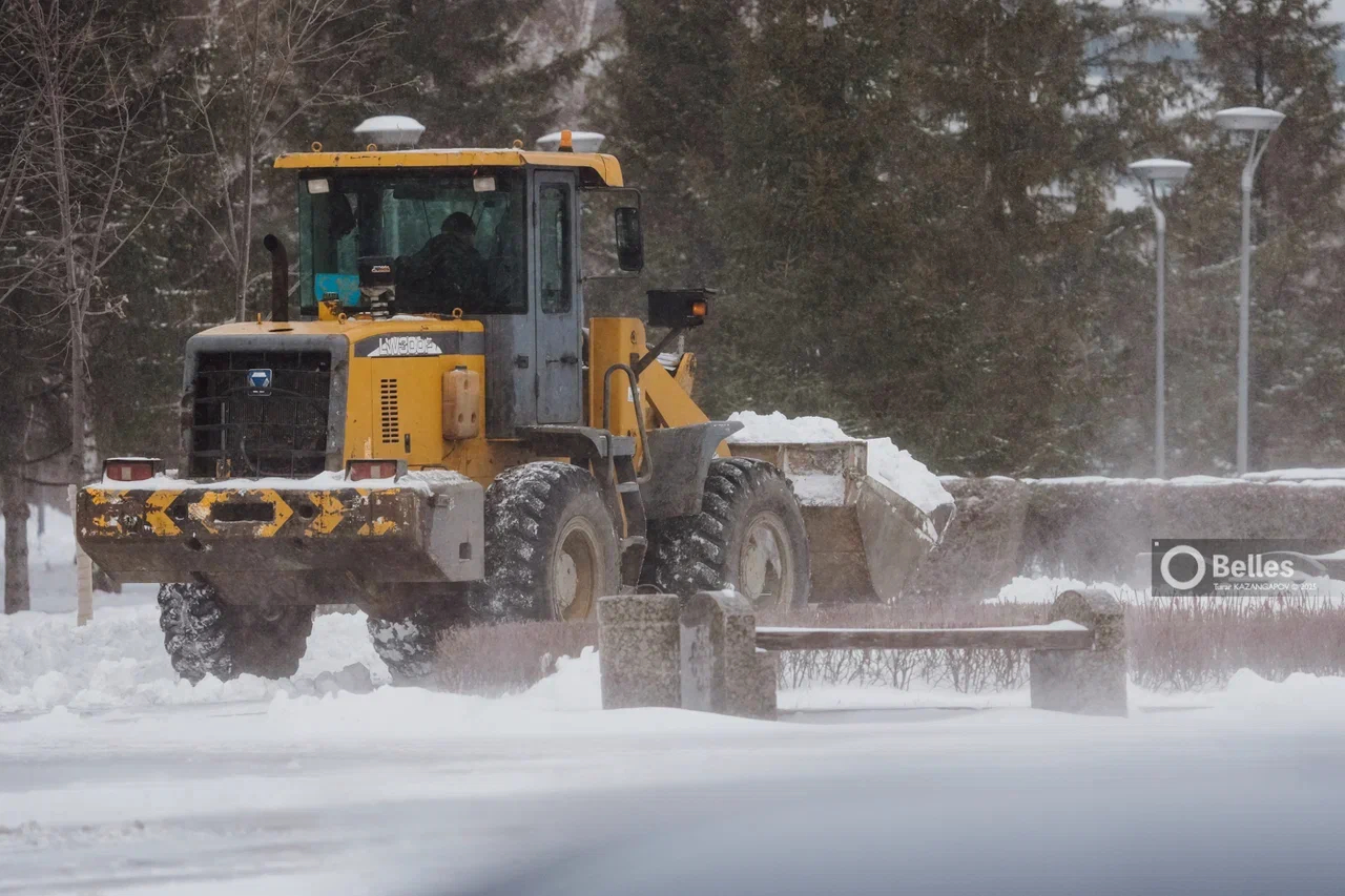 Метель с порывами до 23 м/с накрыла Астану: спасатели обратились к жителям