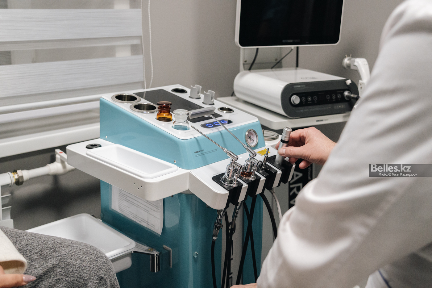 КНБ раскрыл схему фиктивного производства медоборудования с ущербом в 4,5 миллиарда тенге