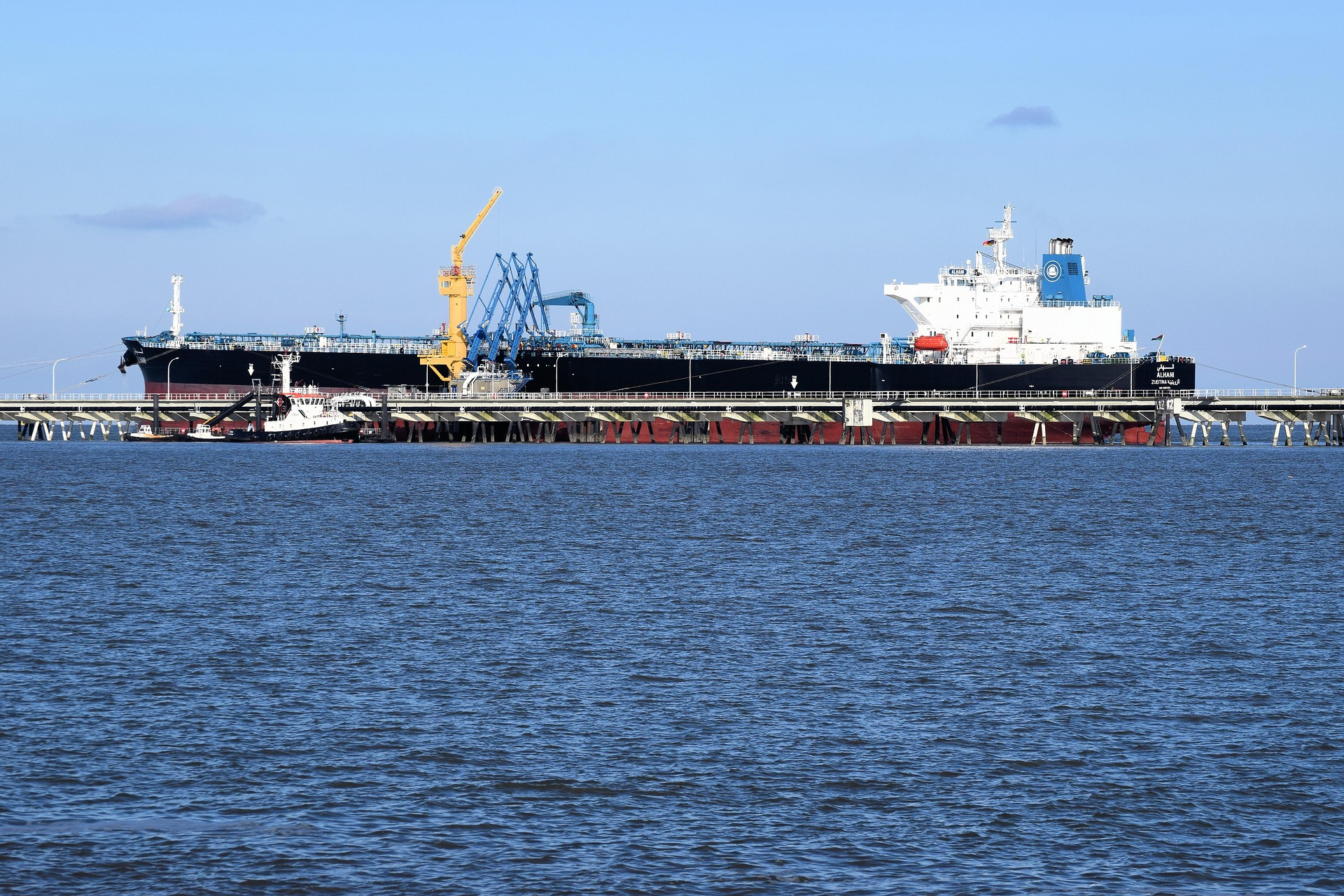 Казахстан вывел 300 тысяч тонн нефти на альтернативные маршруты в обход КТК