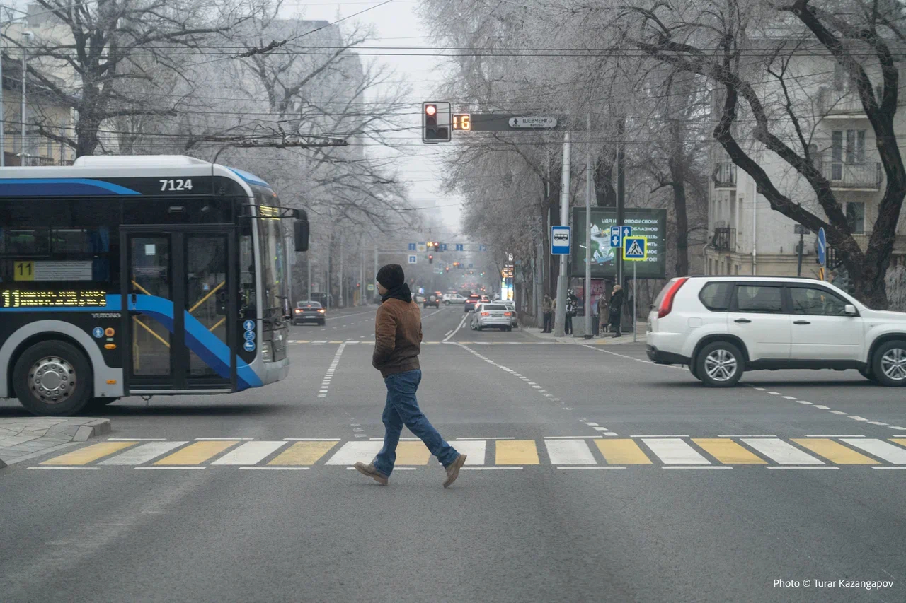 Алматы накроют туман и гололёд: спасатели объявили штормовое предупреждение