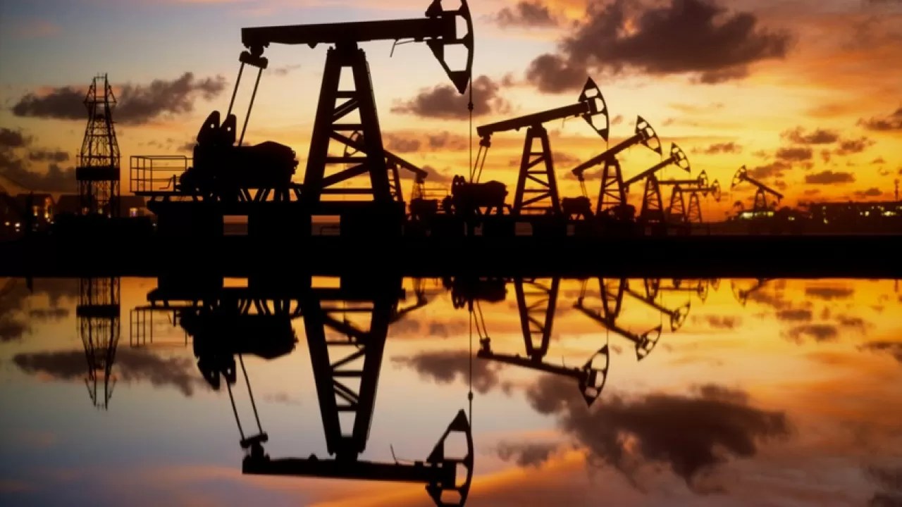 Общие результаты ОПЕК+ ухудшило снижение добычи нефти в Казахстане